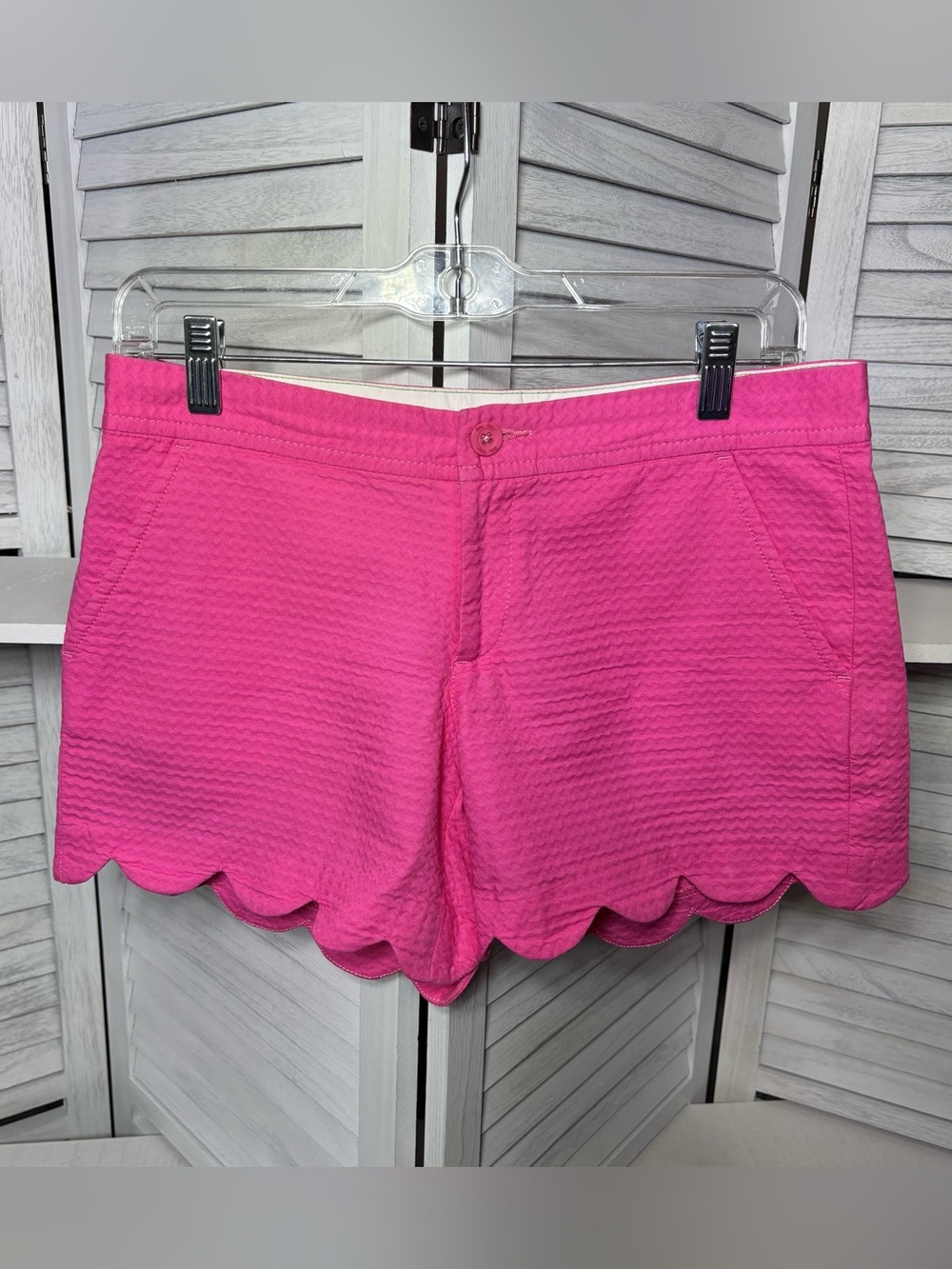 Lilly Pulitzer Buttercup Scallop Shorts Hot Pink Size 2